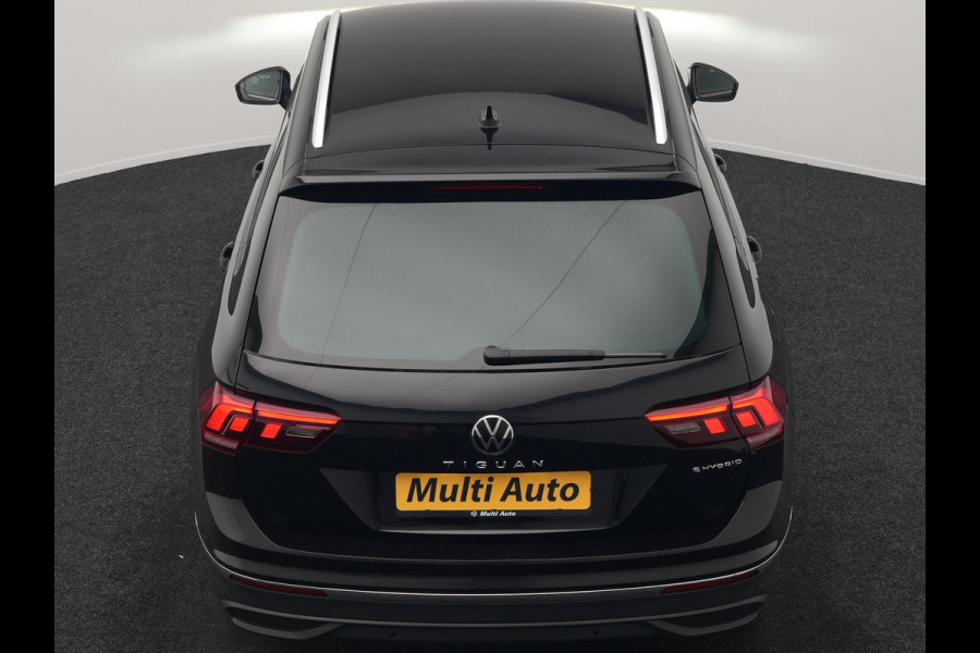 Volkswagen Tiguan 1.4 TSI eHybrid Active PHEV 245pk Dealer O.H. | Trekhaak Af Fabriek | Adaptive Cruise | 360 Camera | Sportstoelen & Stuur Verwarmd | IQ Light | Keyless | Sfeerverlichting | Apple Carplay | Blis | Navigatie | DAB | Plug In Hybrid |