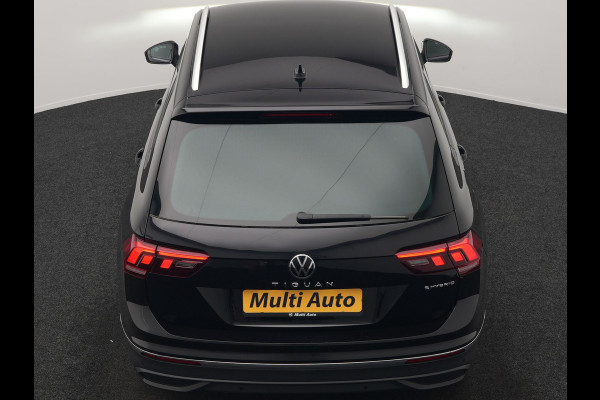 Volkswagen Tiguan 1.4 TSI eHybrid Active PHEV 245pk Dealer O.H. | Trekhaak Af Fabriek | Adaptive Cruise | 360 Camera | Sportstoelen & Stuur Verwarmd | IQ Light | Keyless | Sfeerverlichting | Apple Carplay | Blis | Navigatie | DAB | Plug In Hybrid |