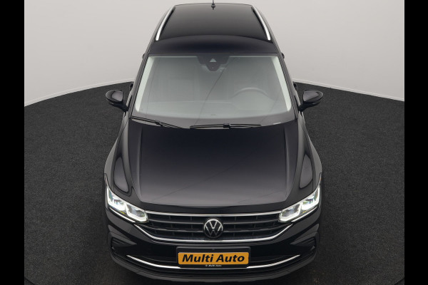Volkswagen Tiguan 1.4 TSI eHybrid Active PHEV 245pk Dealer O.H. | Trekhaak Af Fabriek | Adaptive Cruise | 360 Camera | Sportstoelen & Stuur Verwarmd | IQ Light | Keyless | Sfeerverlichting | Apple Carplay | Blis | Navigatie | DAB | Plug In Hybrid |