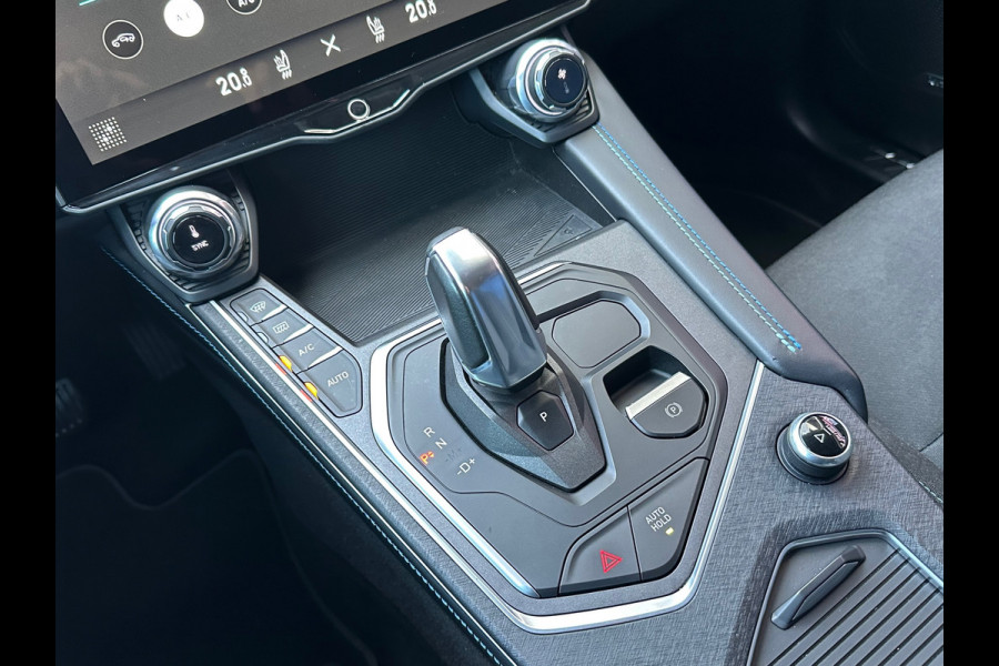 Lynk & Co 01 1.5 Aut Navi Clima Camera Carplay Pano