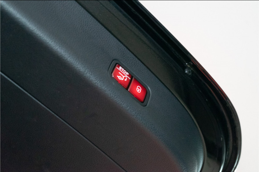 Mercedes-Benz GLC 300e 4MATIC AMG 313PK | Pano | Burmester | Sfeer | Trekhaak | Stoel&Stuurverw. | VOL! 12 MND Garantie