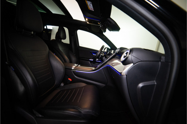 Mercedes-Benz GLC 300e 4MATIC AMG 313PK | Pano | Burmester | Sfeer | Trekhaak | Stoel&Stuurverw. | VOL! 12 MND Garantie