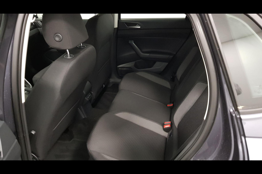 Volkswagen Polo 1.0 TSI DSG Life | Navigatie | Climate Control | Stoelverwarming | Digitale cockpit | Camera | Parkeer sensoren | Led | DAB