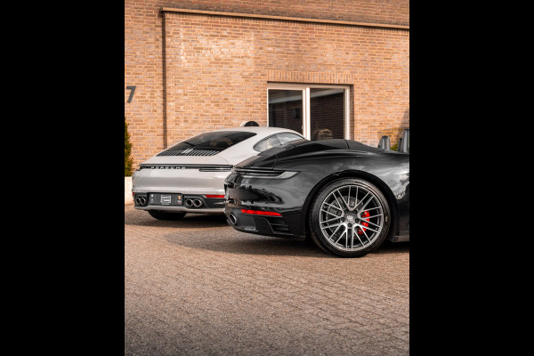 Porsche 911 3.0 Carrera 4 S 450 PK SportDesign Burmester 360 Camera Chrono Matrix LED 21''