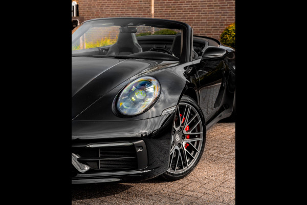 Porsche 911 3.0 Carrera 4 S 450 PK SportDesign Burmester 360 Camera Chrono Matrix LED 21''