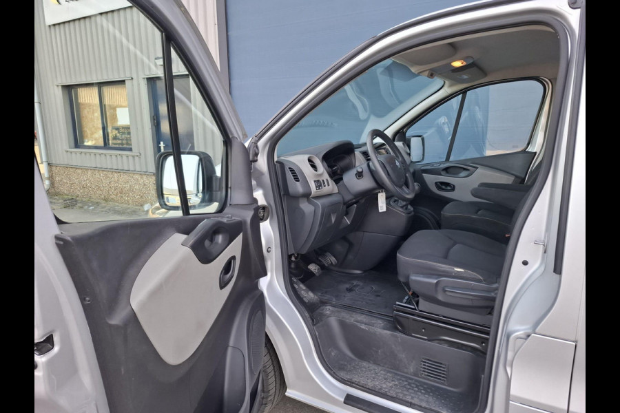 Renault Trafic 1.6 dCi T27 L1H1 Générique AIRCO / CRUISE CONTROLE / NAVI / TREKHAAK / EURO 6 / MARGE AUTO !!!