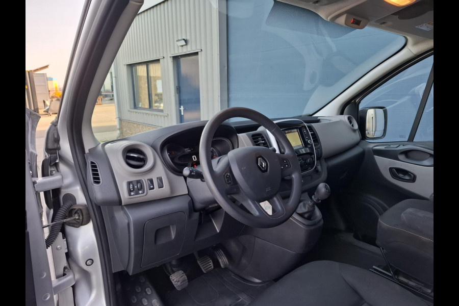 Renault Trafic 1.6 dCi T27 L1H1 Générique AIRCO / CRUISE CONTROLE / NAVI / TREKHAAK / EURO 6 / MARGE AUTO !!!