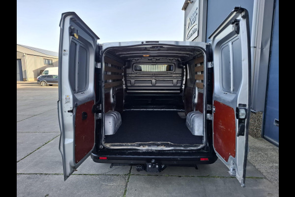 Renault Trafic 1.6 dCi T27 L1H1 Générique AIRCO / CRUISE CONTROLE / NAVI / TREKHAAK / EURO 6 / MARGE AUTO !!!