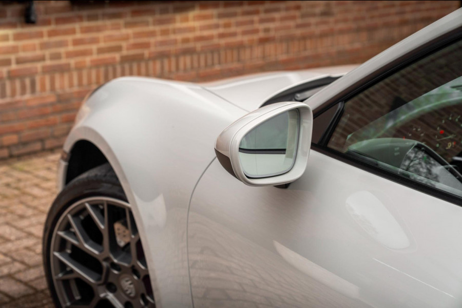 Porsche 911 3.0 Carrera 4 S 450 PK | Krijt | 1e Eig | BTW | LED | 21''
