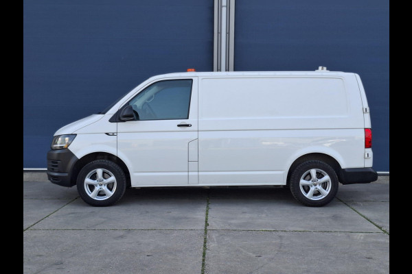 Volkswagen Transporter 2.0 TDI L1H1 Highline AIRCO / TREKHAAK / 3 ZITS / EURO 6 / N.A.P