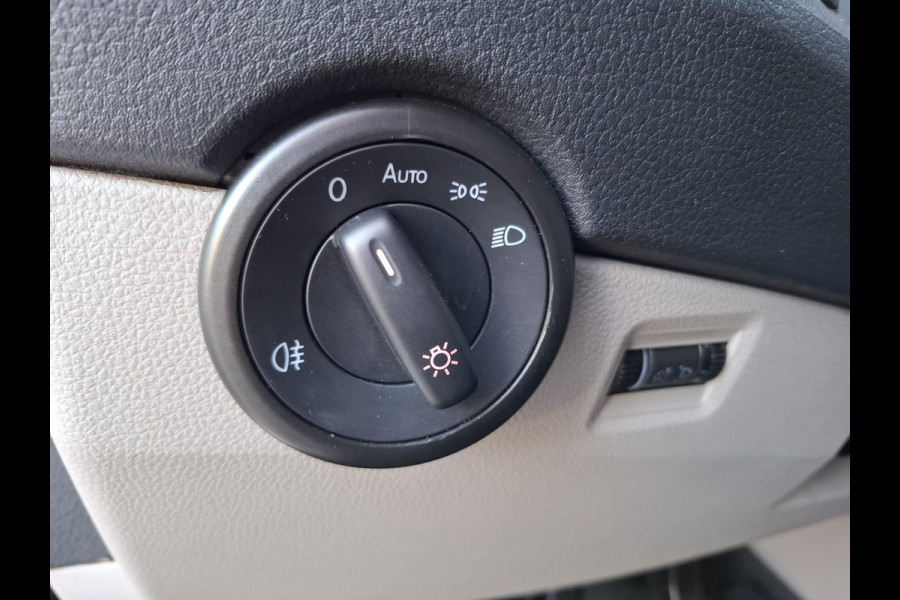 Volkswagen Transporter 2.0 TDI L1H1 Highline AIRCO / TREKHAAK / 3 ZITS / EURO 6 / N.A.P