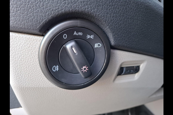 Volkswagen Transporter 2.0 TDI L1H1 Highline AIRCO / TREKHAAK / 3 ZITS / EURO 6 / N.A.P