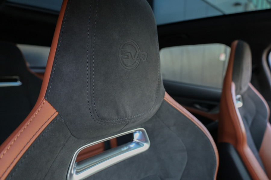 Jaguar F-Pace 5.0 V8 S/C AWD SVR | UNIEK! | DEALER ONDH | COBRA EXHAUST | STOELKOELING | 360 | HUD |