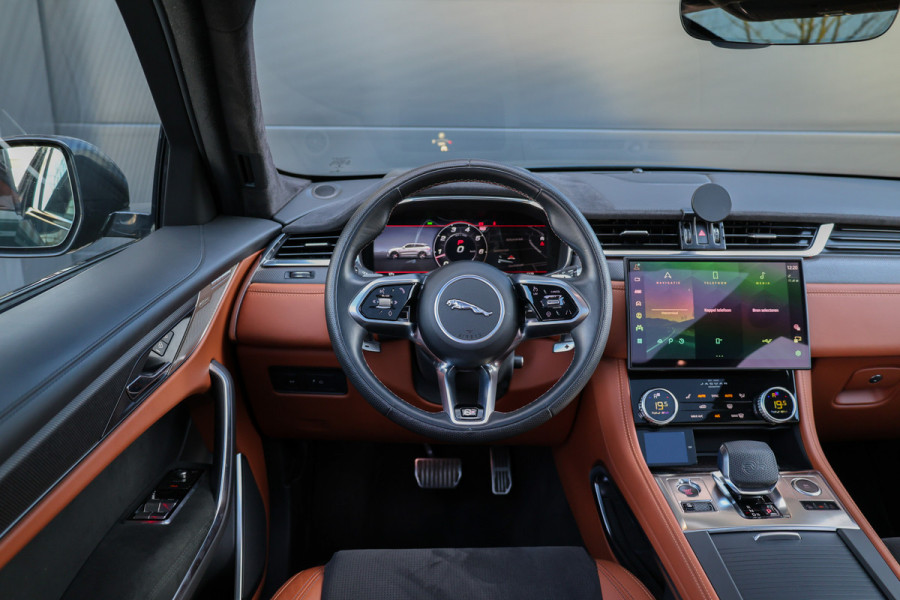 Jaguar F-Pace 5.0 V8 S/C AWD SVR | UNIEK! | DEALER ONDH | COBRA EXHAUST | STOELKOELING | 360 | HUD |