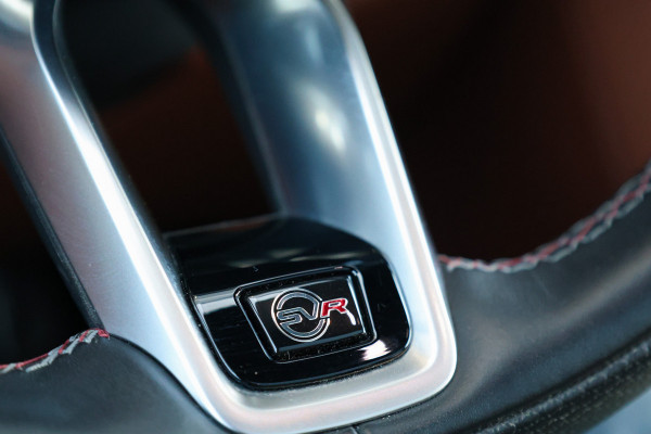 Jaguar F-Pace 5.0 V8 S/C AWD SVR | UNIEK! | DEALER ONDH | COBRA EXHAUST | STOELKOELING | 360 | HUD |