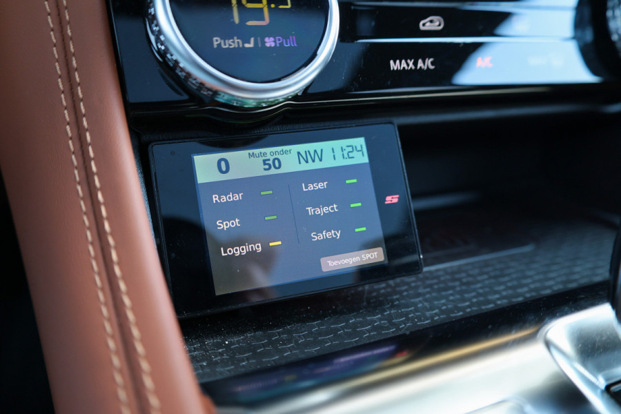 Jaguar F-Pace 5.0 V8 S/C AWD SVR | UNIEK! | DEALER ONDH | COBRA EXHAUST | STOELKOELING | 360 | HUD |