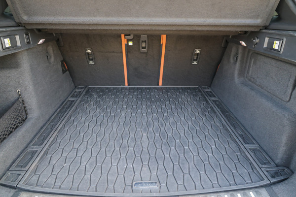 Jaguar F-Pace 5.0 V8 S/C AWD SVR | UNIEK! | DEALER ONDH | COBRA EXHAUST | STOELKOELING | 360 | HUD |