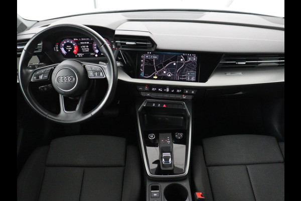 Audi A3 30 TFSI Advanced edition | Sportstoelen | Carplay | Virtual Cockpit | Full LED | Navigatie | Parkeerhulp | Climate control | Bluetooth | Cruise control | Sportstuur