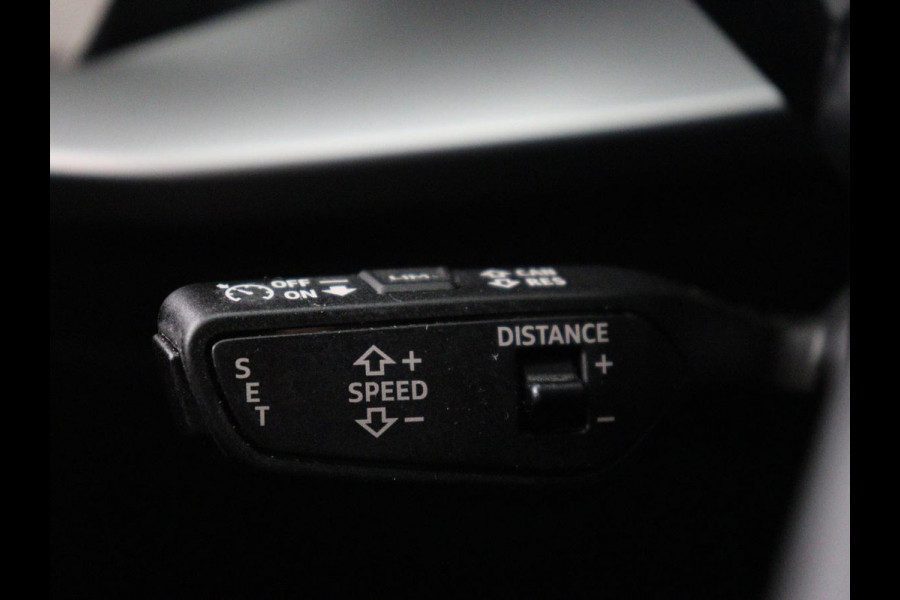 Audi A3 30 TFSI Advanced edition | Sportstoelen | Carplay | Virtual Cockpit | Full LED | Navigatie | Parkeerhulp | Climate control | Bluetooth | Cruise control | Sportstuur