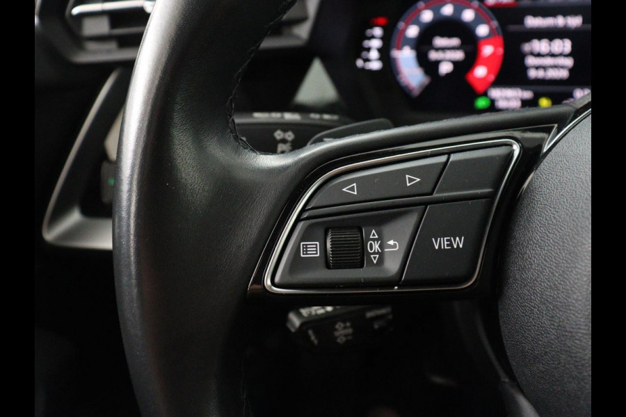 Audi A3 30 TFSI Advanced edition | Sportstoelen | Carplay | Virtual Cockpit | Full LED | Navigatie | Parkeerhulp | Climate control | Bluetooth | Cruise control | Sportstuur