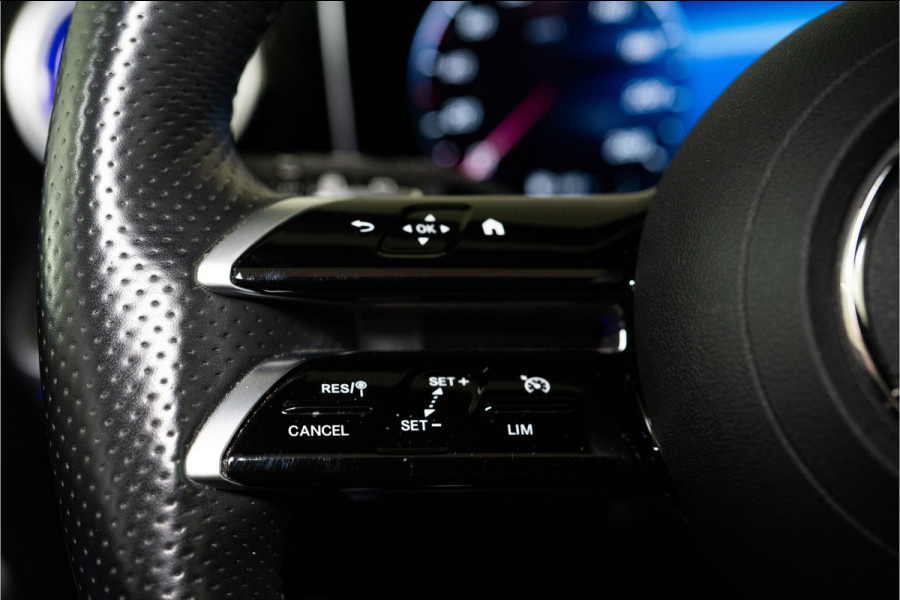 Mercedes-Benz GLC 300e 4MATIC AMG 313PK | Pano | Burmester | Memory | Sfeer | Trekhaak | 12 MND Garantie