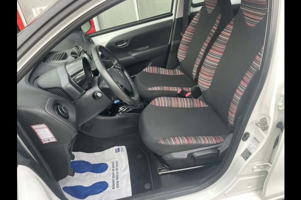Citroën C1 1.0 VTi Shine / camera / navigatie