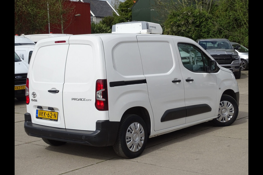 Toyota PROACE CITY 1.5 D-4D Dag/nacht Koel-vriestransport Euro 6