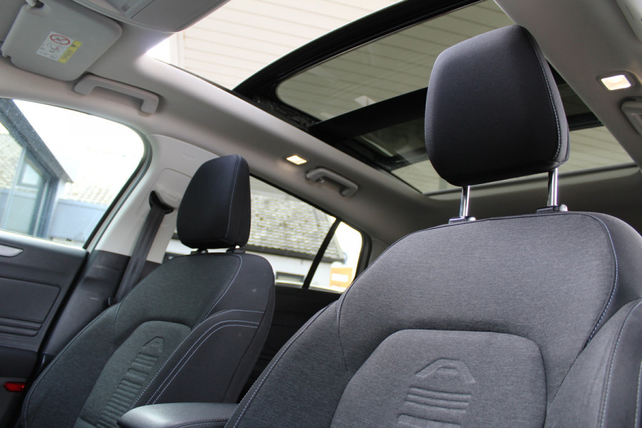 Ford FOCUS Wagon 1.0 EcoBoost Active Business | 1e Eig. | Dealer onderhouden | Panoramadak | B&O | BLIS