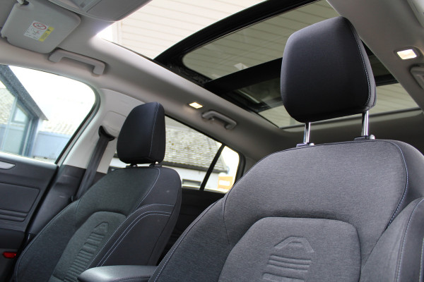 Ford FOCUS Wagon 1.0 EcoBoost Active Business | 1e Eig. | Dealer onderhouden | Panoramadak | B&O | BLIS