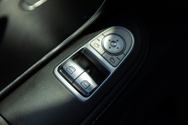 Mercedes-Benz V-Klasse 300d Lang DC Edition I Marcopolo I Schuifdeur Links I Leder I Apple CarPlay I Nieuwstaat