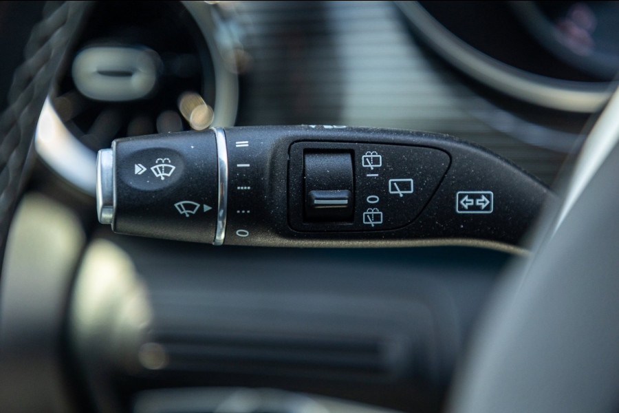 Mercedes-Benz V-Klasse 300d Lang DC Edition I Marcopolo I Schuifdeur Links I Leder I Apple CarPlay I Nieuwstaat