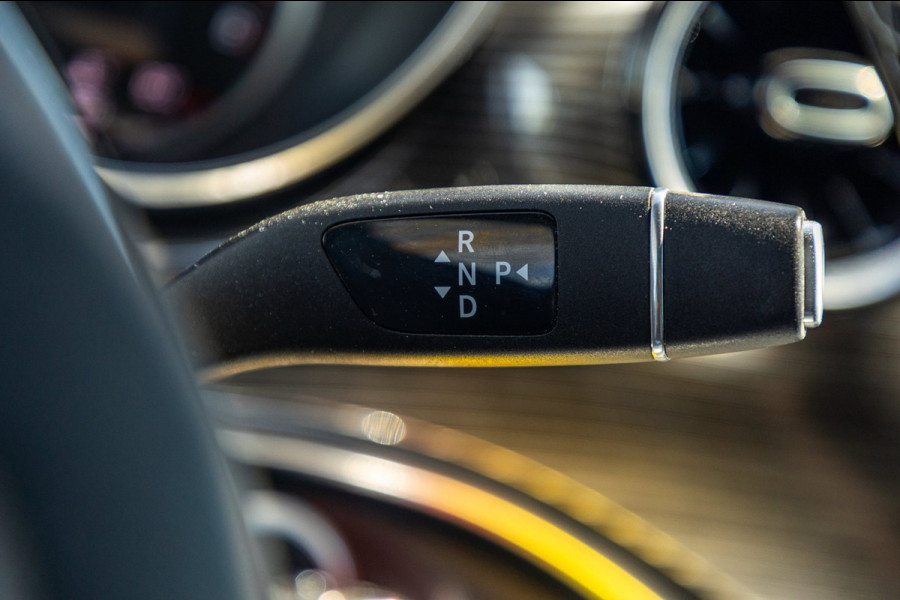 Mercedes-Benz V-Klasse 300d Lang DC Edition I Marcopolo I Schuifdeur Links I Leder I Apple CarPlay I Nieuwstaat