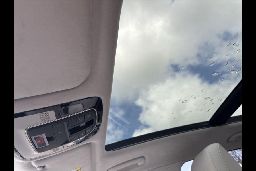 Hyundai Santa Fe 1.6 T-GDI PHEV Premium Plus Sky 265pk | Trekhaak | Schuif-Kantel dak | Krell Audio | 360°C Camera