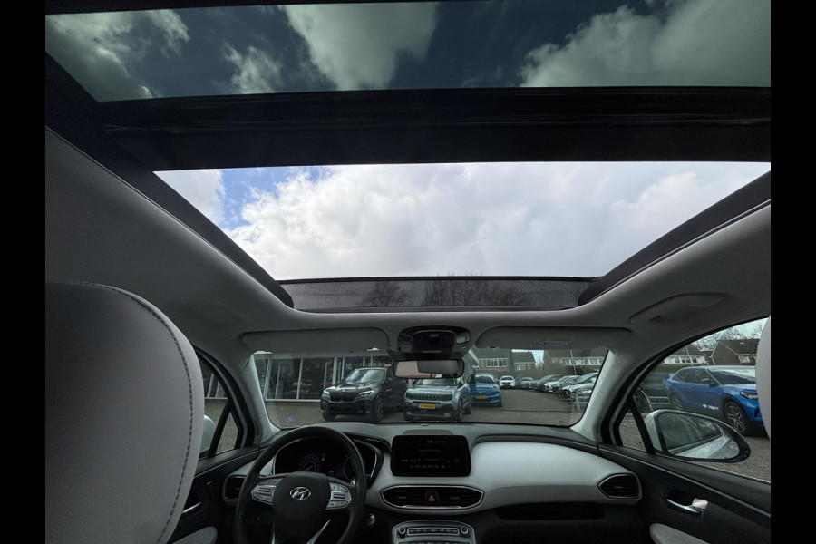 Hyundai Santa Fe 1.6 T-GDI PHEV Premium Plus Sky 265pk | Trekhaak | Schuif-Kantel dak | Krell Audio | 360°C Camera