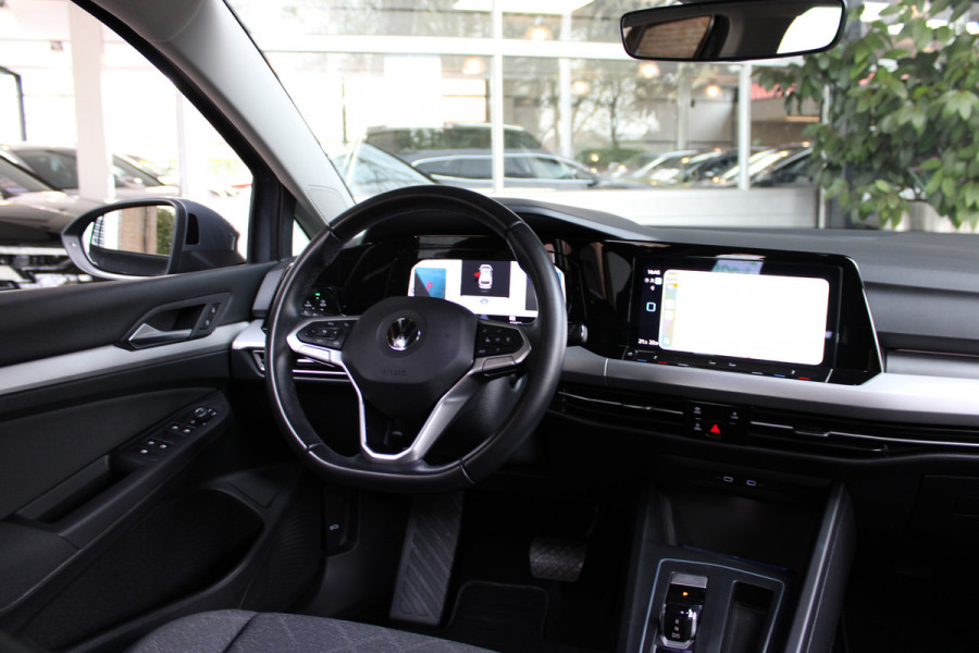 Volkswagen Golf Variant eTSI 110PK DSG LIFE NAVI/PDC/CARPLAY