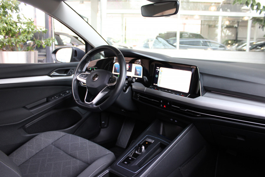 Volkswagen Golf Variant eTSI 110PK DSG LIFE NAVI/PDC/CARPLAY