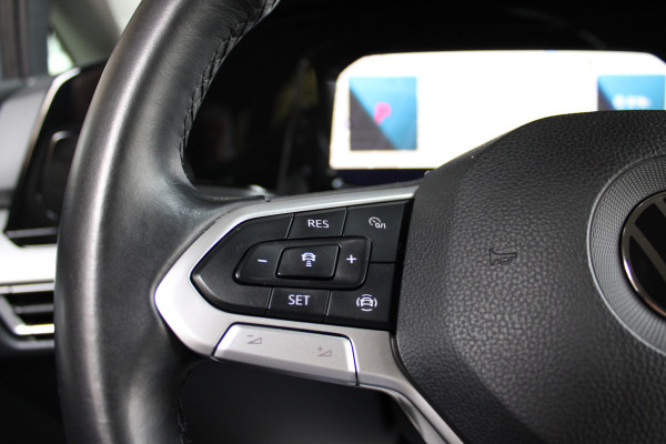 Volkswagen Golf Variant eTSI 110PK DSG LIFE NAVI/PDC/CARPLAY