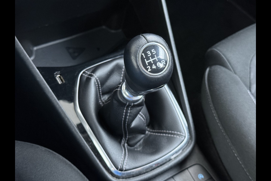 Ford Fiesta 1.0T 126PK Titanium Apple Carplay Android Navi LM Airco Cruise Control Stoelverwarming Apps Voorruitverwarming Wifi Mistlampen Chroompack TCS Led Lmv Lane Assist Isofix TCS EAB Hill-Start-Assist Ford-Pass-Connect LED