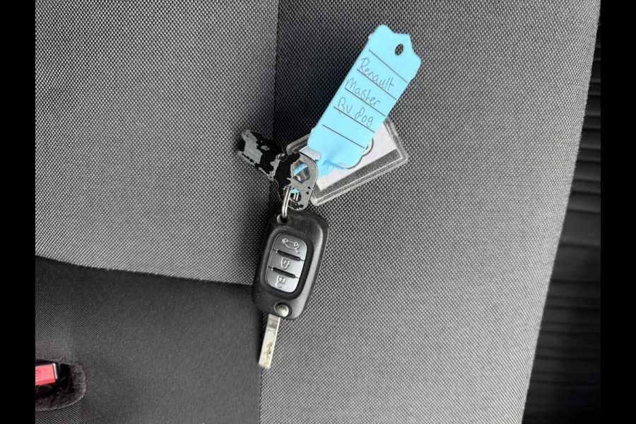 Renault Master 2.3 DCI 145PK Laadklep LED Airco Cruise Control Meubelbak Koffer Bakwagen