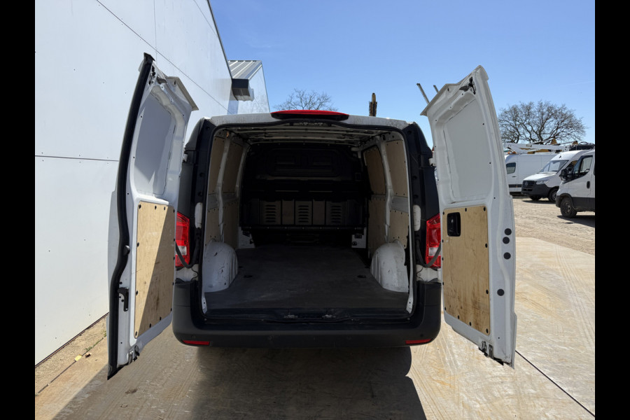 Mercedes-Benz Vito 114 1.9 CDI Automaat L2H1 Climate Control Cruise Contol Camera Carplay