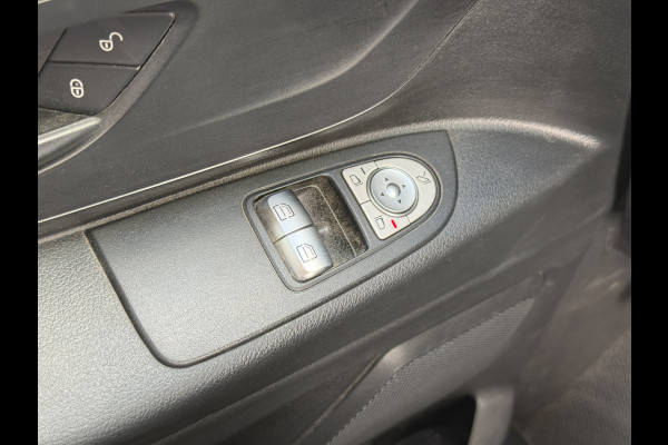 Mercedes-Benz Vito 114 1.9 CDI Automaat L2H1 Climate Control Cruise Contol Camera Carplay