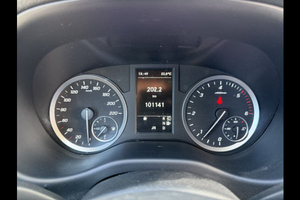 Mercedes-Benz Vito 114 1.9 CDI Automaat L2H1 Climate Control Cruise Contol Camera Carplay