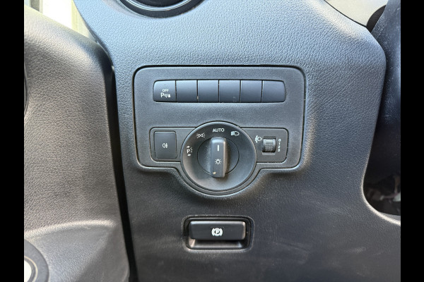 Mercedes-Benz Vito 114 1.9 CDI Automaat L2H1 Climate Control Cruise Contol Camera Carplay