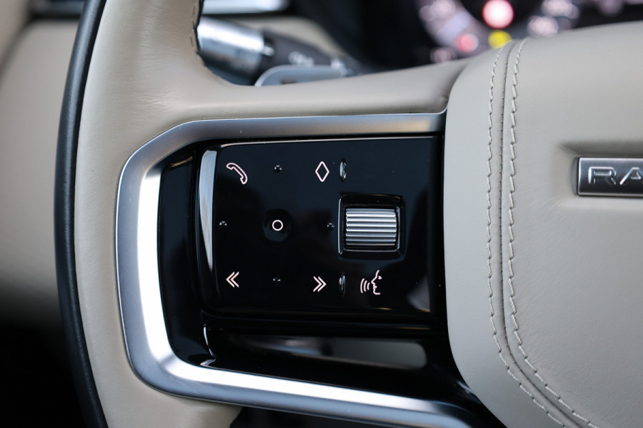 Land Rover Range Rover Velar 2.0 P400e | PANO | MEMORY | MERIDIAN | HUD | DODE HOEK | CARPLAY | CAMERA |