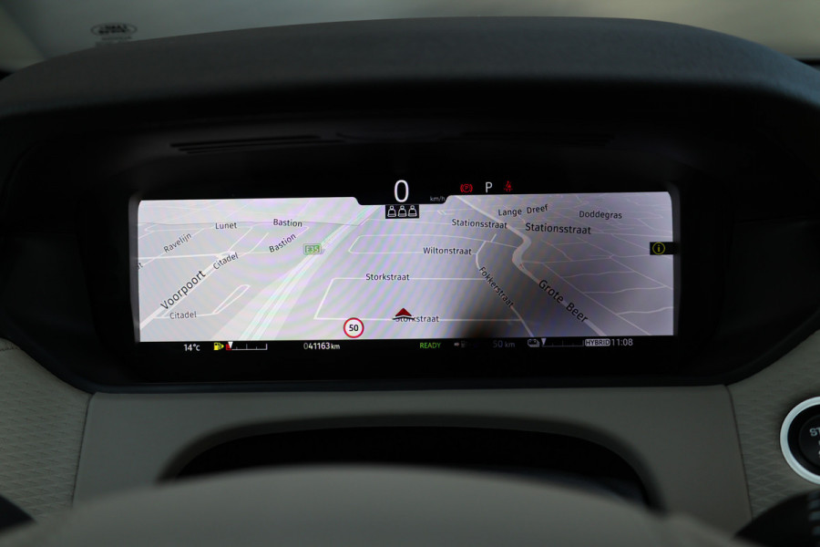 Land Rover Range Rover Velar 2.0 P400e | PANO | MEMORY | MERIDIAN | HUD | DODE HOEK | CARPLAY | CAMERA |