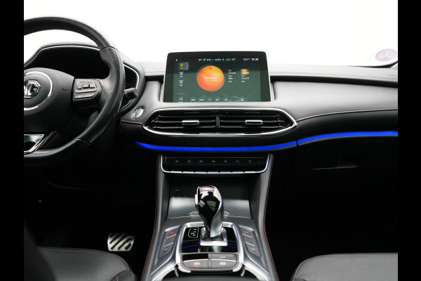 MG EHS 1.5 TGDI Luxury PHEV 259pk | Trekhaak | Panodak | Adaptive Cruise | 360 Camera | Lederen Sportstoelen Verwarmd | Keyless | Blis | LED Koplampen | Apple Carplay | Plug In Hybrid |