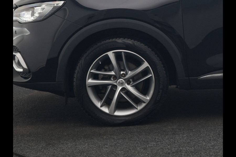 MG EHS 1.5 TGDI Luxury PHEV 259pk | Trekhaak | Panodak | Adaptive Cruise | 360 Camera | Lederen Sportstoelen Verwarmd | Keyless | Blis | LED Koplampen | Apple Carplay | Plug In Hybrid |