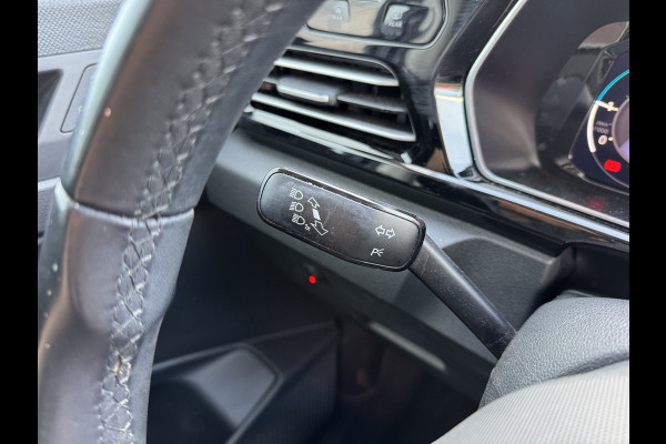 Volkswagen Caddy 2.0 TDI 75PK L1 First Edition Virtual Cockpit Cruise Control Climate Control Carplay Parkeersensoren Achter