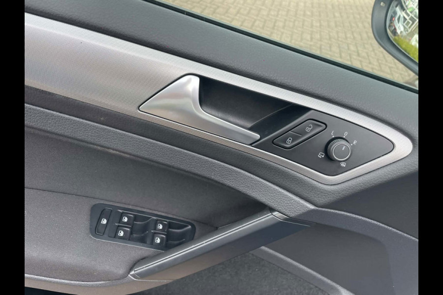 Volkswagen Golf 1.0 TSI Comfortline AUTOMAAT / CarPlay /camera