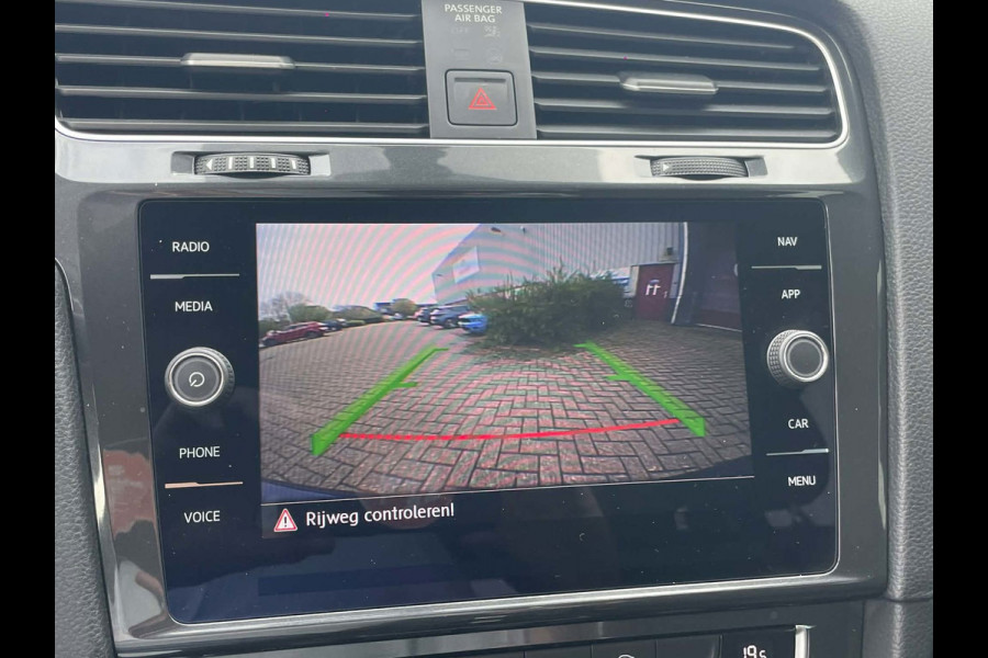 Volkswagen Golf 1.0 TSI Comfortline AUTOMAAT / CarPlay /camera